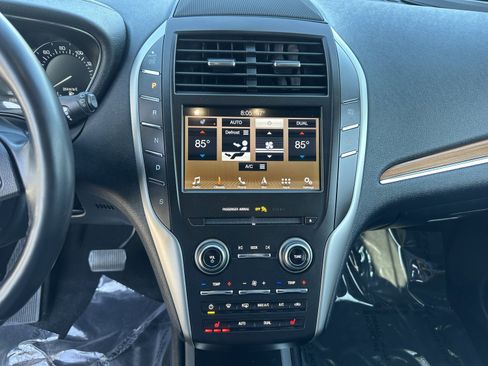 Certified 2019 Lincoln MKC Select w/ Select Plus Package image 14