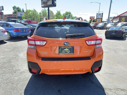 Used 2018 Subaru Crosstrek 2.0i Premium w/ Eyesight System AWD/4WD image 6