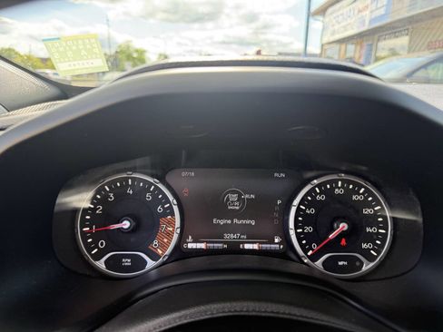 Used 2020 Jeep Renegade Limited w/ Safety and Security Group image 22