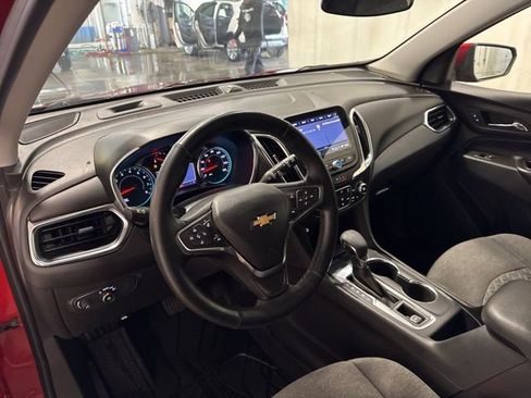 Used 2024 Chevrolet Equinox LT image 12