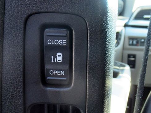 Used 2023 Honda Odyssey EX-L image 17