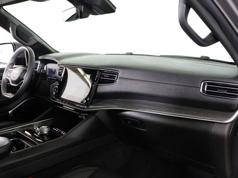 Used 2022 Jeep Wagoneer Series II w/ Premium Group I image 34