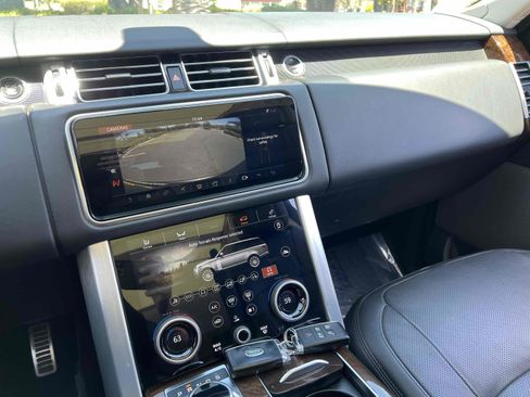 Used 2020 Land Rover Range Rover HSE AWD/4WD image 10