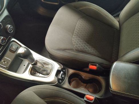 Used 2018 Jeep Compass Sport FWD image 26