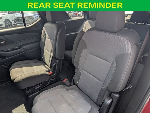 Used 2023 Chevrolet Traverse LT AWD/4WD image 16