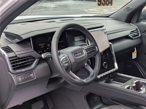 New 2026 GMC Acadia Elevation image 14