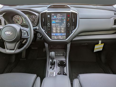 Used 2025 Subaru Ascent Limited AWD/4WD image 18