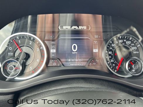 Used 2023 RAM 3500 Big Horn w/ Level B Equipment Group AWD/4WD image 20