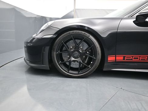 Certified 2025 Porsche 911 GT3 RWD image 6