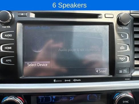 Used 2019 Toyota Highlander XLE AWD/4WD image 16
