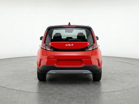 Used 2025 Kia Soul LX w/ LX Technology Package image 7