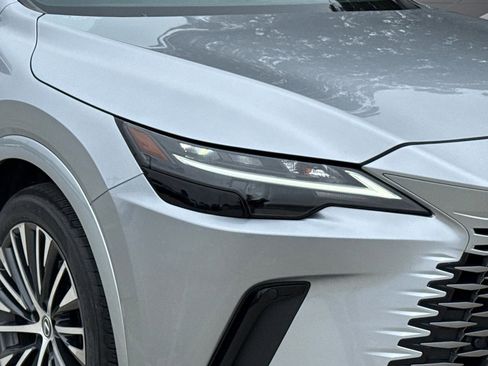 Used 2023 Lexus RX 350 Premium Plus w/ Cold Area Package FWD image 10