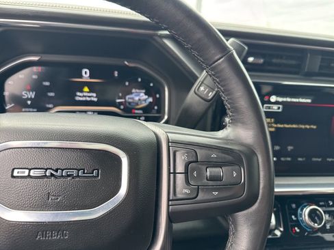 Used 2025 GMC Sierra 2500 Denali Ultimate image 15