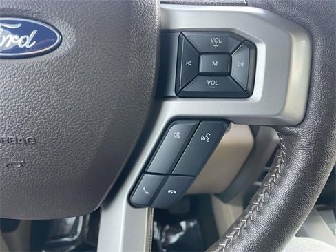 Certified 2019 Ford F150 Lariat w/ Equipment Group 502A Luxury image 17