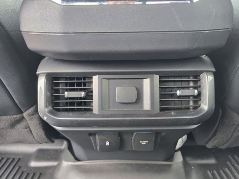 Used 2023 Ford F150 Lariat image 14