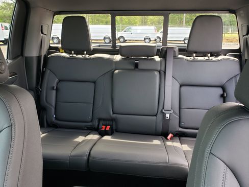 New 2026 Chevrolet Silverado 1500 LT AWD/4WD image 30