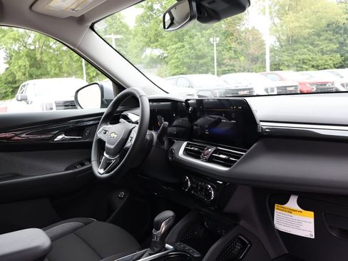 New 2026 Chevrolet TrailBlazer LT w/ Convenience Package AWD/4WD image 33