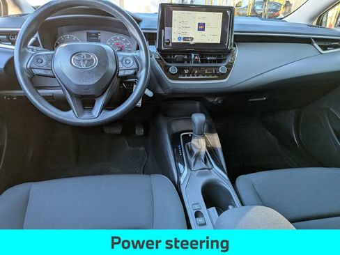 Used 2025 Toyota Corolla LE FWD image 24