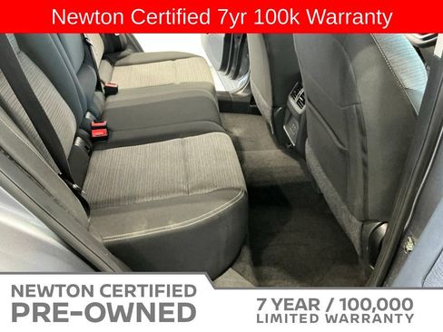 Used 2023 Nissan Rogue SV FWD image 17