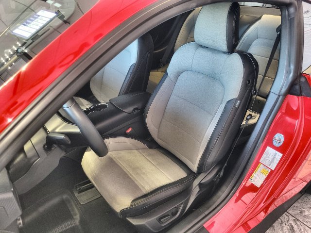 Used 2024 Ford Mustang Coupe RWD image 11