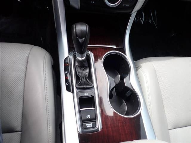 Used 2015 Acura TLX w/ Technology Package FWD image 19
