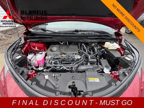 Used 2025 Toyota Sienna XSE w/ XSE Plus Package image 35