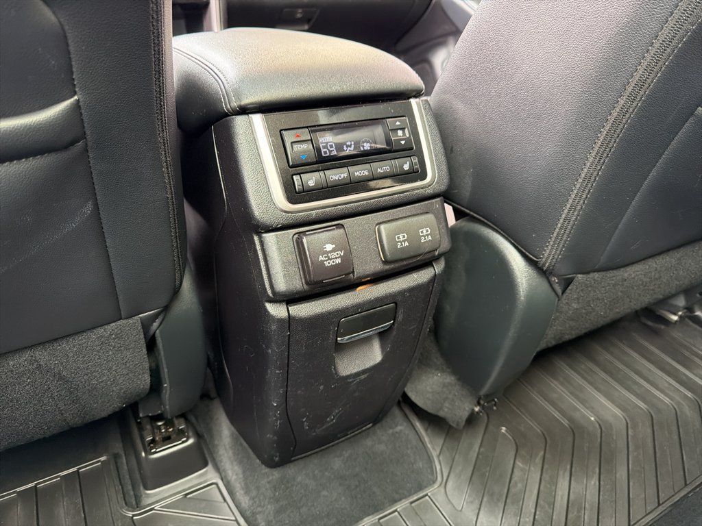 Used 2022 Subaru Ascent Touring AWD/4WD image 17