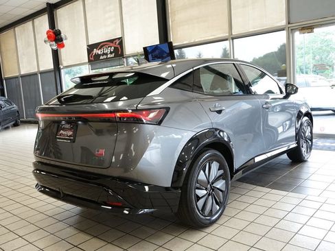 Used 2023 Nissan Ariya FWD image 18