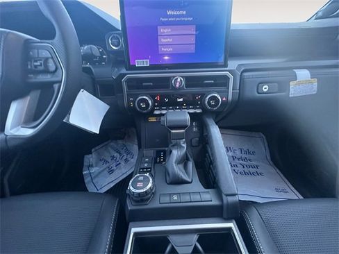 New 2025 Toyota 4Runner Limited image 11