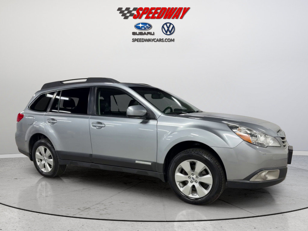 Used 2012 Subaru Outback 2.5i Limited w/ Moonroof Pkg AWD/4WD image 3