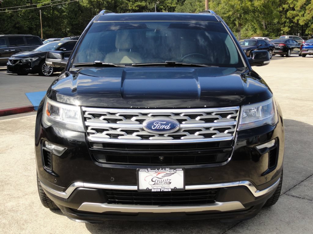 Used 2018 Ford Explorer Limited FWD image 2