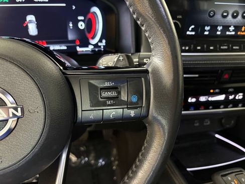 Used 2022 Nissan Rogue Platinum w/ Head-Up Display Package FWD image 22