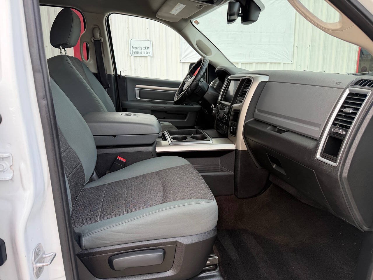 Used 2015 RAM 1500 Lone Star RWD image 21