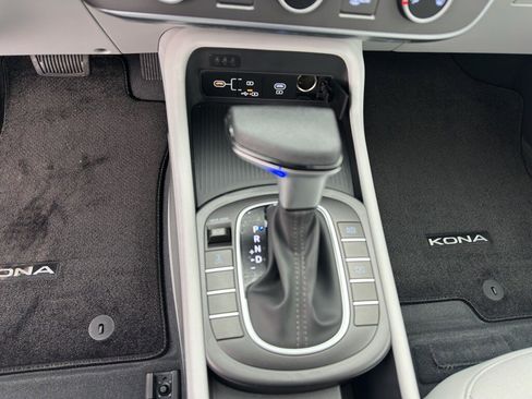 New 2026 Hyundai Kona SE image 10