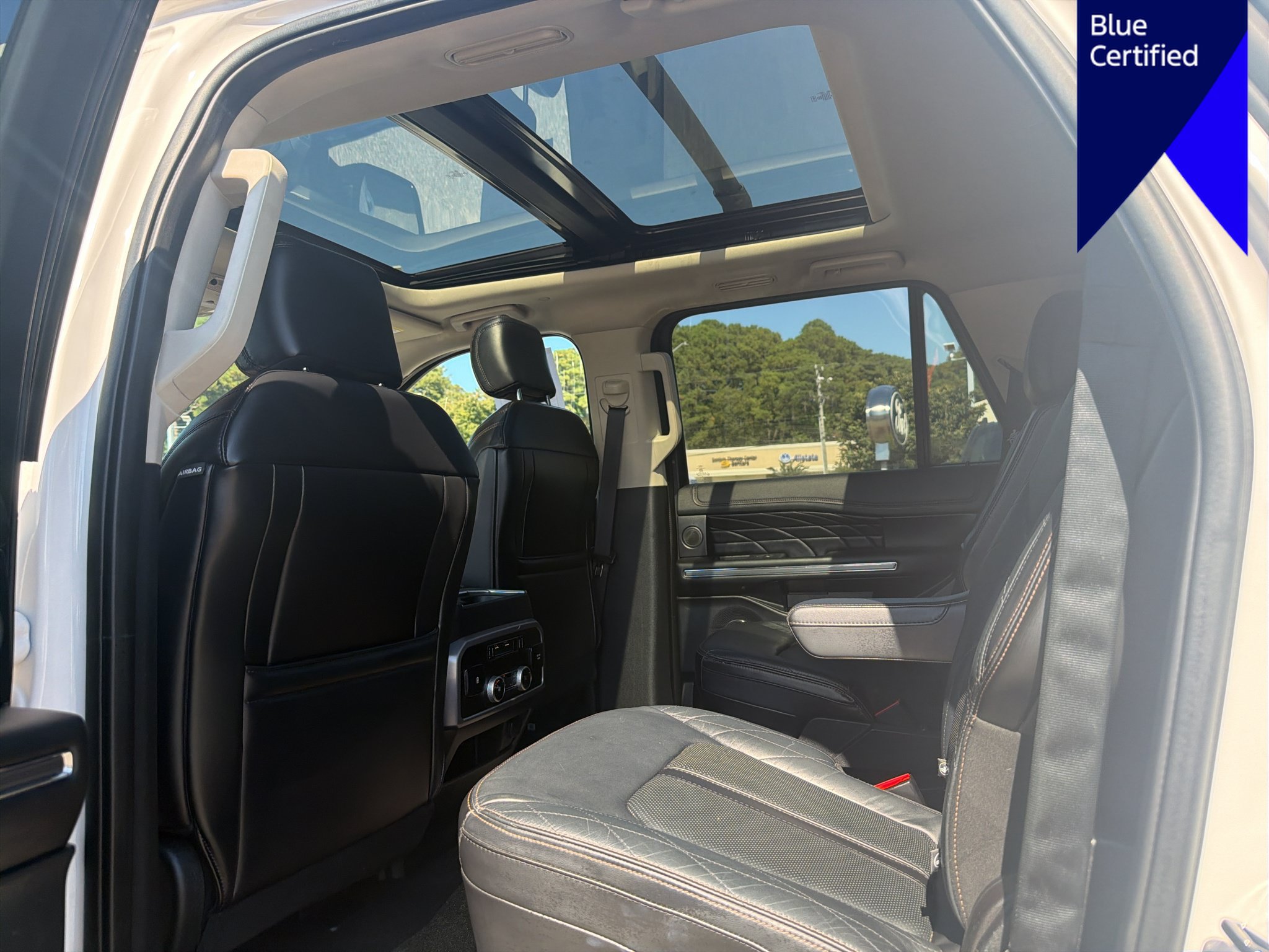 Used 2019 Ford Expedition Max Platinum AWD/4WD image 11