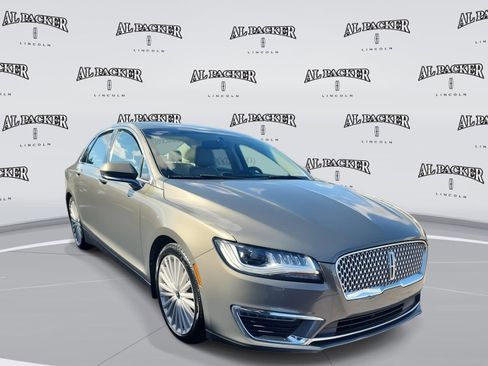 Used 2017 Lincoln MKZ Reserve image 7