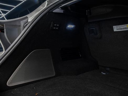 Used 2024 Ferrari Purosangue image 36