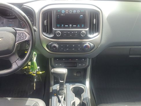 Used 2018 Chevrolet Colorado Z71 image 17