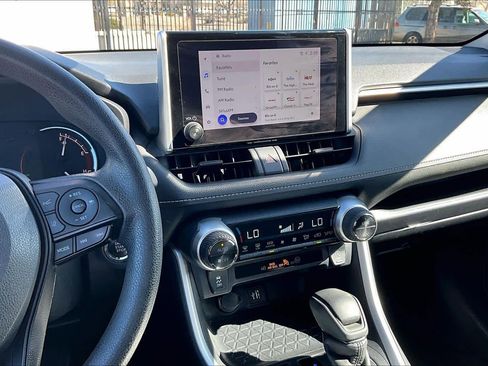 Used 2024 Toyota RAV4 XLE image 7