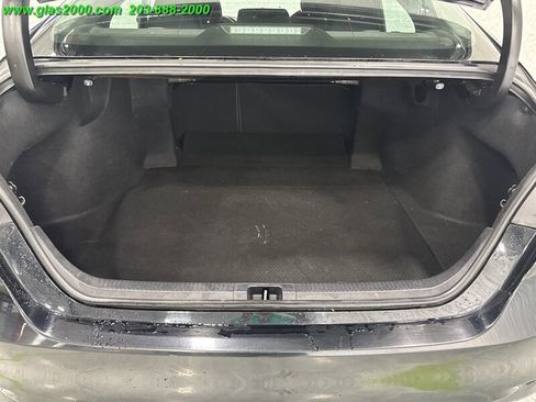 Used 2020 Toyota Camry LE image 15