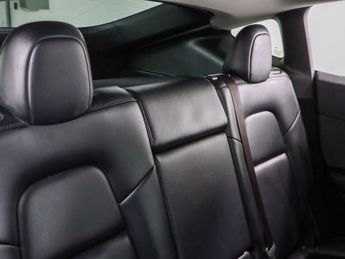 Used 2024 Tesla Model Y Long Range image 25