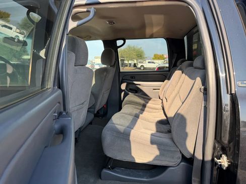 Used 2006 Chevrolet Silverado 2500 LT w/ Heavy-Duty Power Package AWD/4WD image 25
