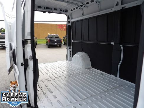 Used 2026 RAM ProMaster 2500 w/ Convenience Group FWD image 36