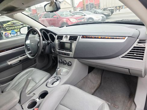 Used 2008 Chrysler Sebring Limited w/ Luxury Group FWD image 24