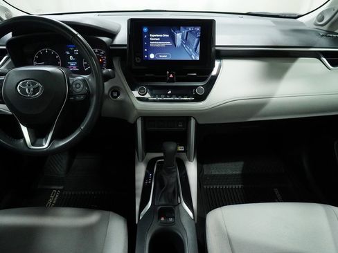 Certified 2023 Toyota Corolla Cross LE image 15