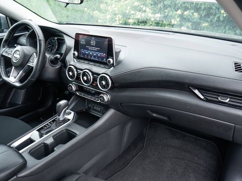 Used 2025 Nissan Sentra SV w/ All-Weather Package FWD image 32