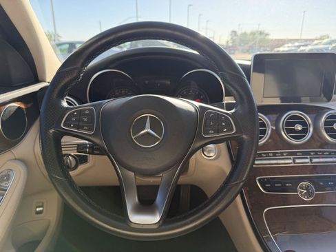 Used 2018 Mercedes-Benz C 300 Sedan image 24