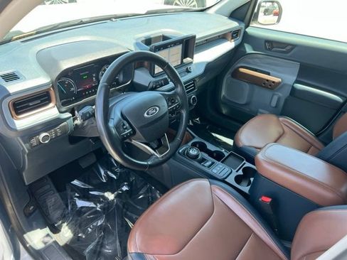 Used 2022 Ford Maverick Lariat FWD image 16
