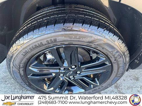Used 2025 Chevrolet Trax ACTIV w/ Driver Confidence Package FWD image 11