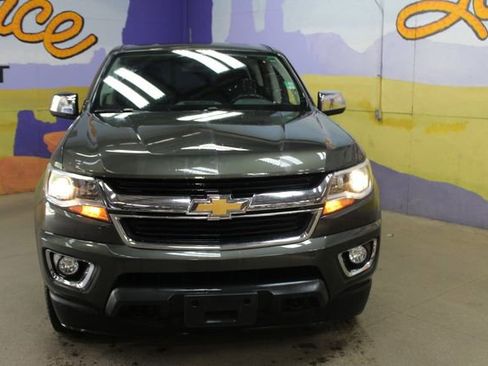Used 2018 Chevrolet Colorado LT w/ Luxury Package, Chrome AWD/4WD image 3